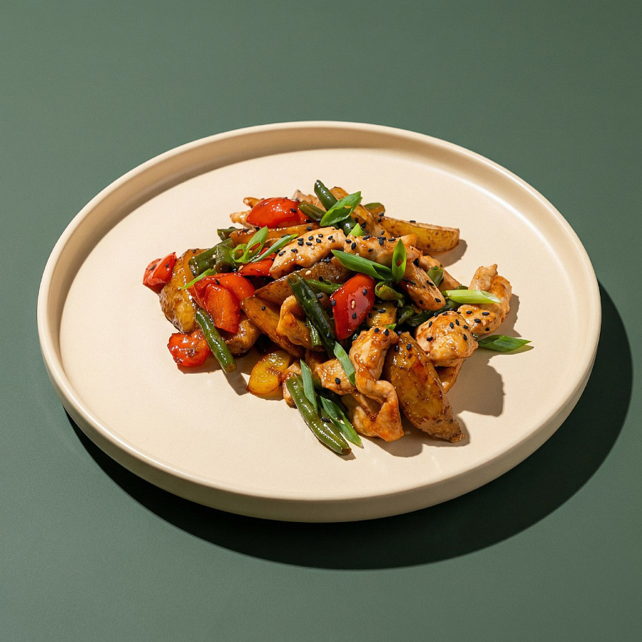 Курица с овощами WOK